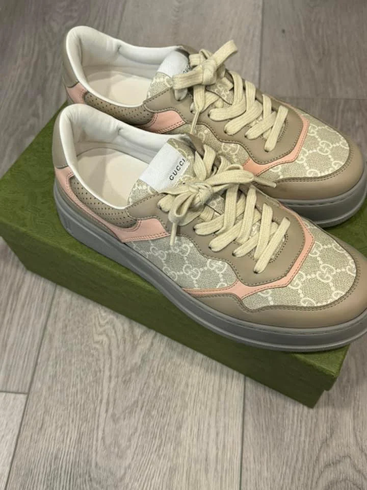 Gucci Sneakers