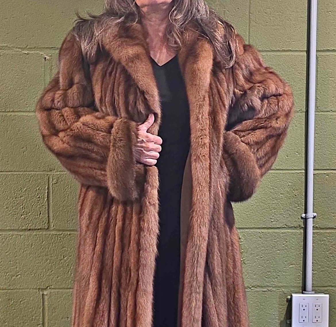 Sable, full length, never worn, full female skin