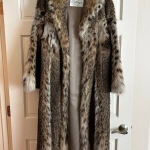 Alternative view of Genuine Vintage Bob Cat Long Fur Coat - Worn Once - Size 10 Women’s