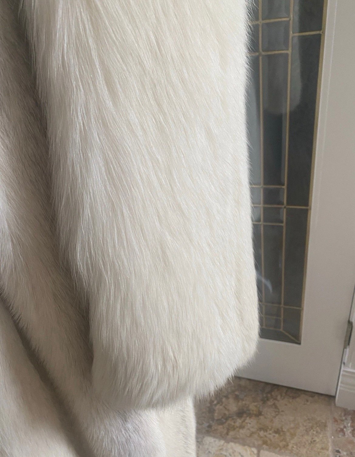 Winter White Full Length Female Mink Coat/Fox Tux Front And Sleeves /W Mink Hat - Image 8