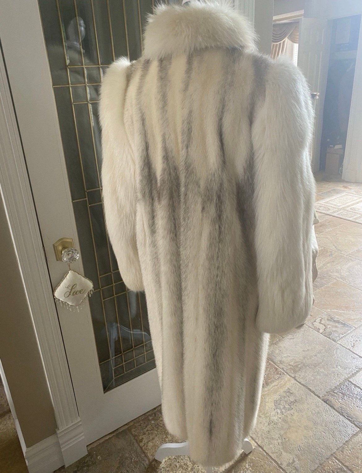 Winter White Full Length Female Mink Coat/Fox Tux Front And Sleeves /W Mink Hat - Image 7