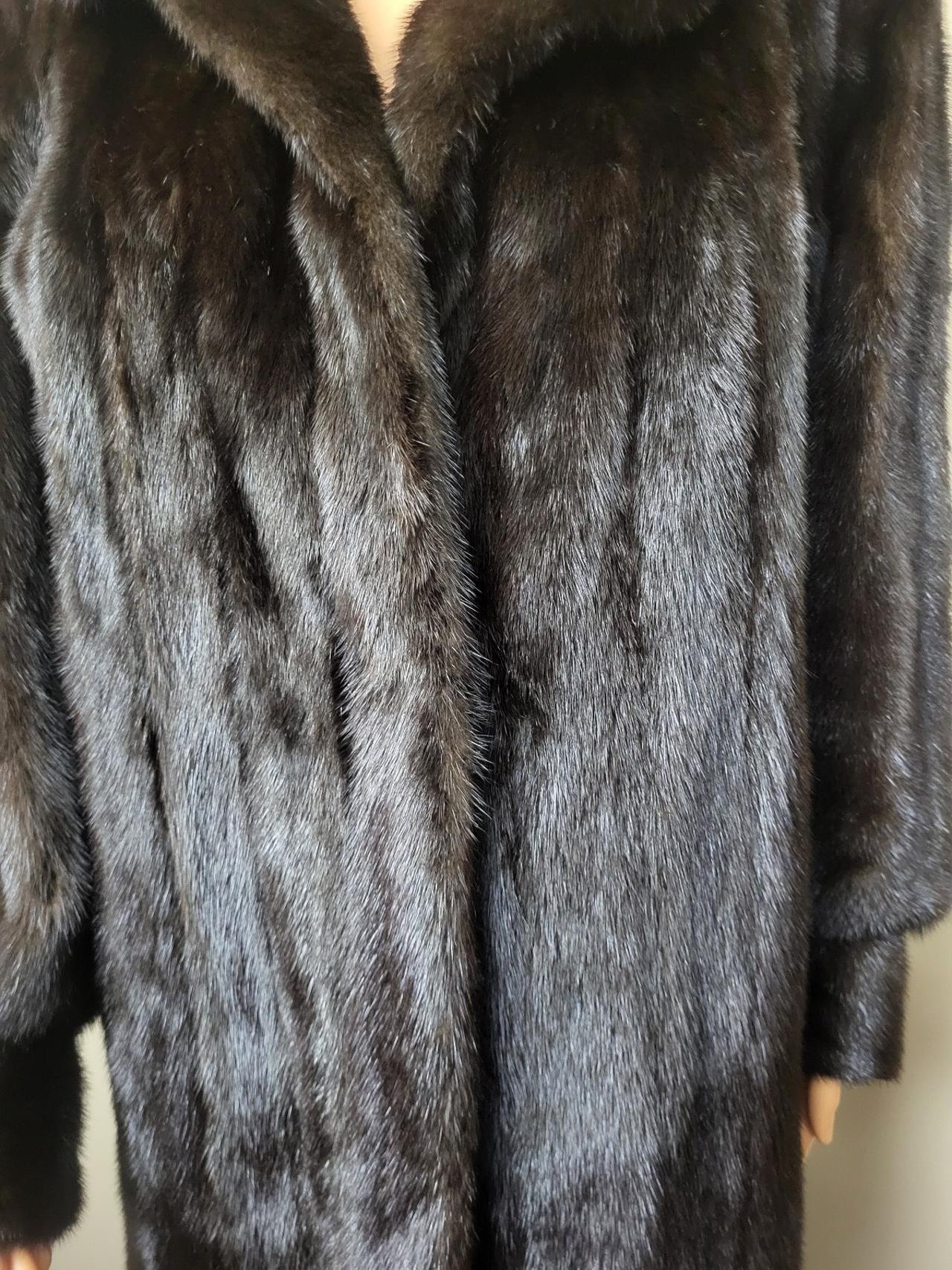 Cedric's Genuine Mink Floor Long Coat Size XL Mint Condition - Image 11