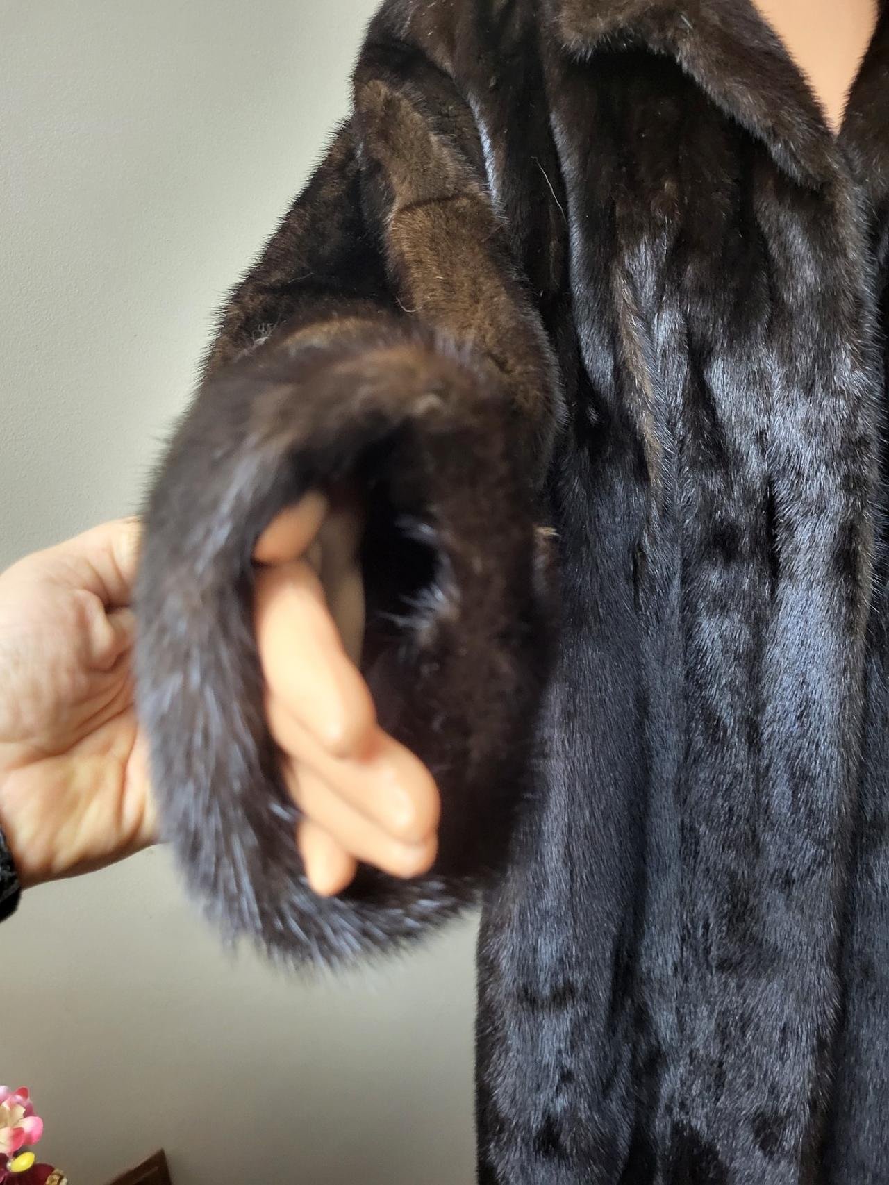 Cedric's Genuine Mink Floor Long Coat Size XL Mint Condition - Image 10