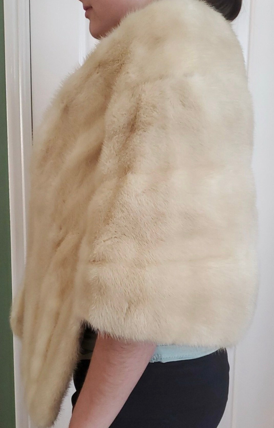 Genuine Mink Fur Stole - Image 3